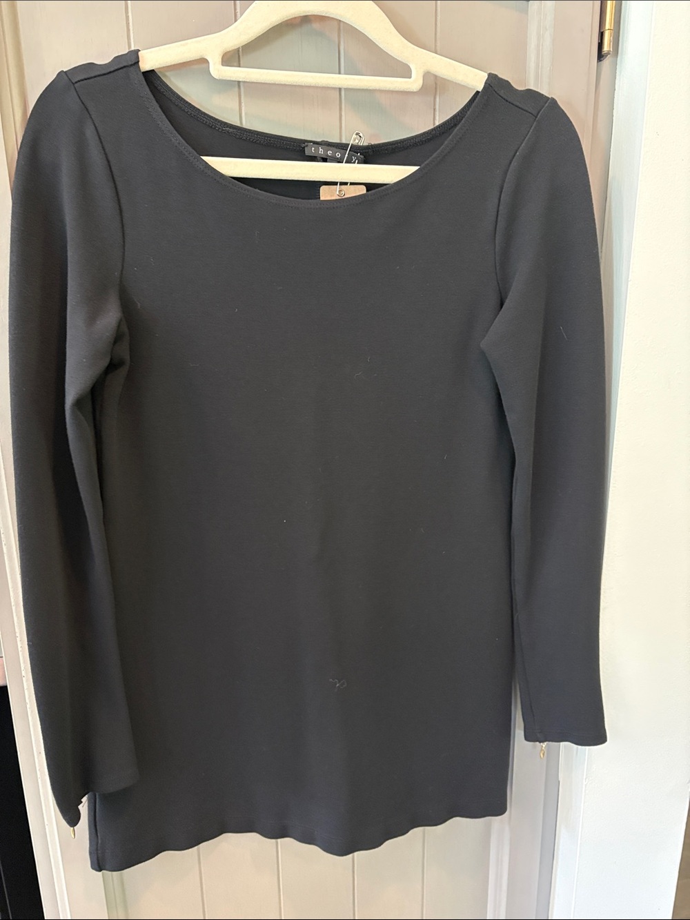 Theory Tunic, Zippered Sleeve detail, Size Small, Stretchy